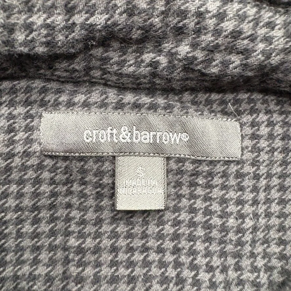 Croft and Barrow Button Down Long Sleeve Shirt Mens Small Gray Cotton‎ Casual